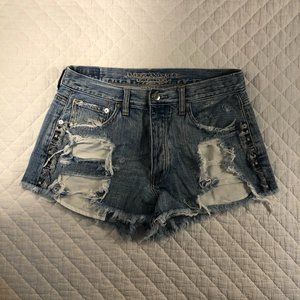 LAST CHANCE! American E O Hi-rise Distressed short